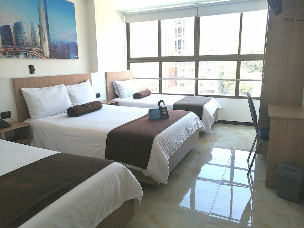 Hotel Med Estadio Medellín Zewnętrze zdjęcie